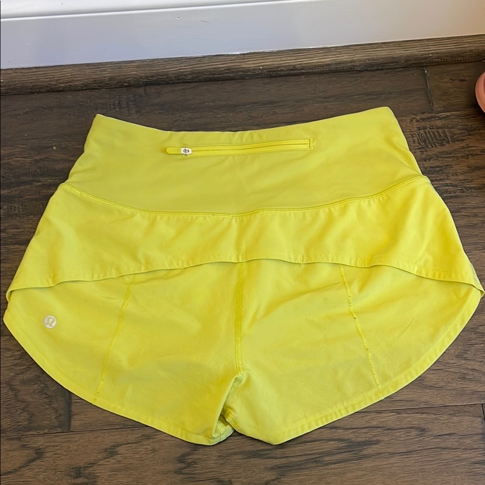 Lululemon Athletica High Rise Lined Speed Ups 2.5in - Electric Lemon Sz. 4 - Picture 2 of 4